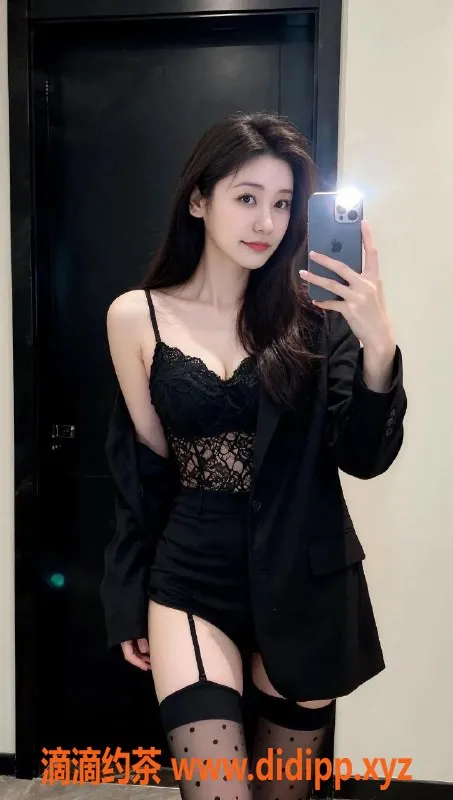 深圳楼凤-南山依依，600元享鸳鸯浴与69服务