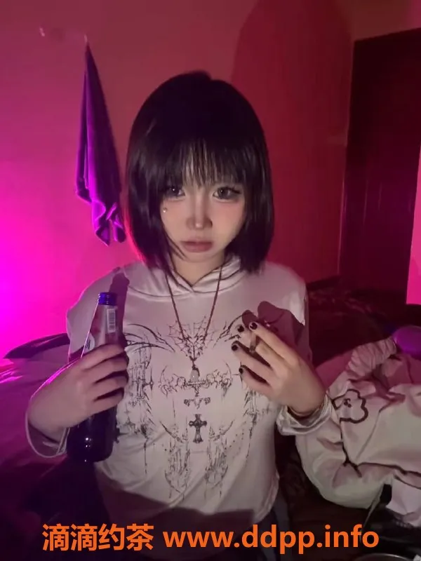 重庆楼凤-老板娘客栈的妹妹们，心动不如行动！