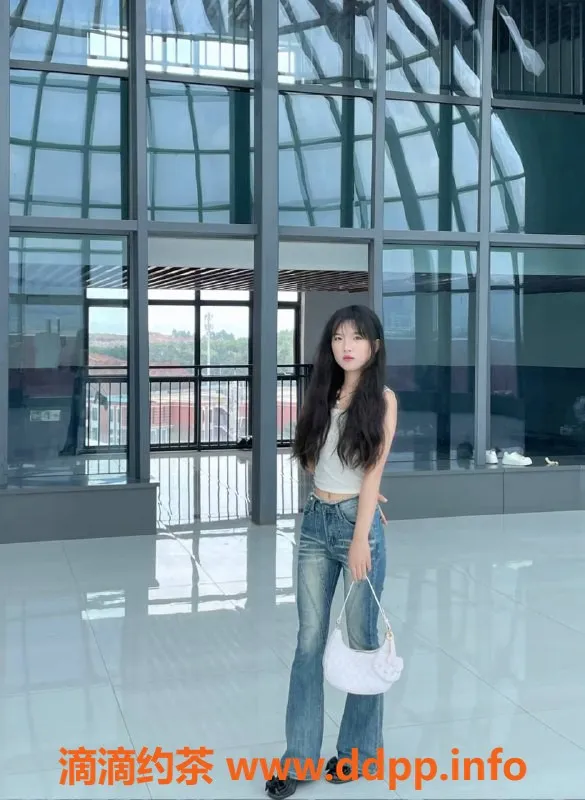 成都楼凤-成华区18岁珠珠，170身高100斤，服务超赞