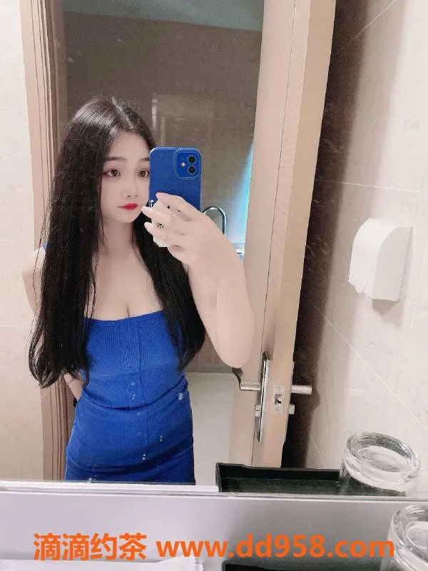 惠州楼凤资源信息,惠阳淡水欢欢 158cm 95斤 26岁 洗吹制服丝袜服务