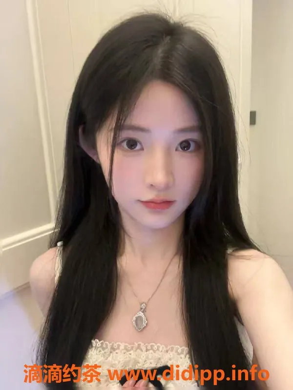 深圳楼凤-福田嫩妹婷婷，1500元唤醒激情体验