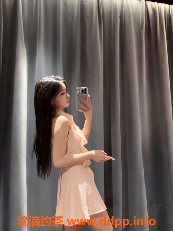 深圳楼凤-福田嫩妹芙宁娜，19岁，159cm，胸围B，价位P1200