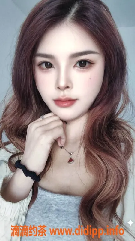 广州上门服务-天河区小艺，25岁，身高165，超爽服务等你来体验！