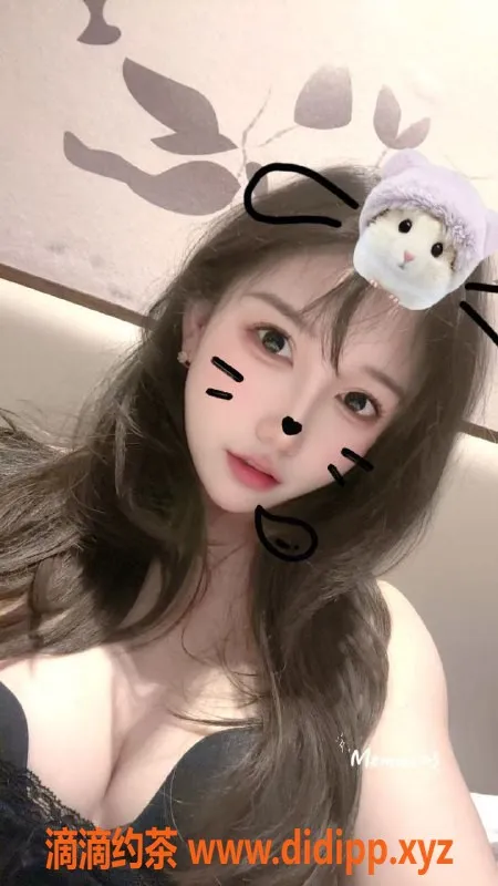 中山楼凤-东区小三，23岁 36C 胸围，600元起