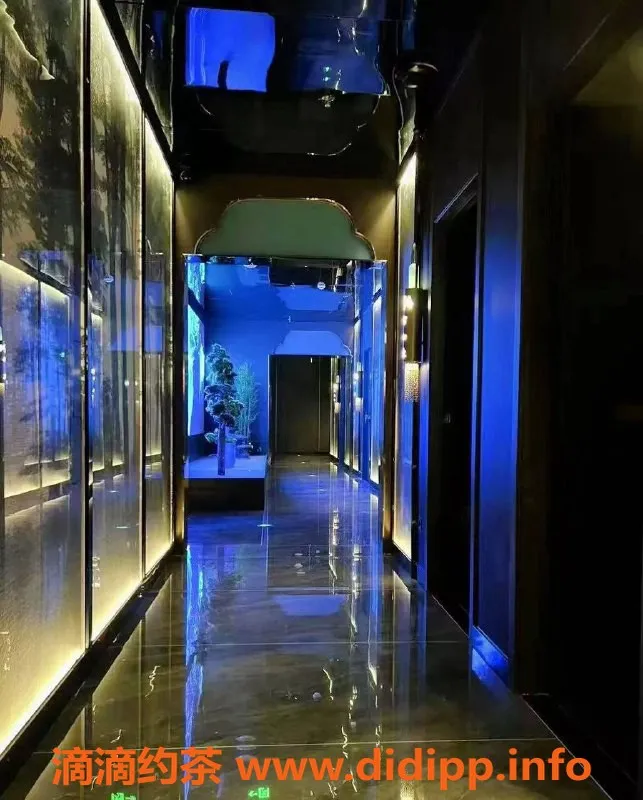 广州楼凤-广州白云湖水汇95口爆服务，24小时畅享