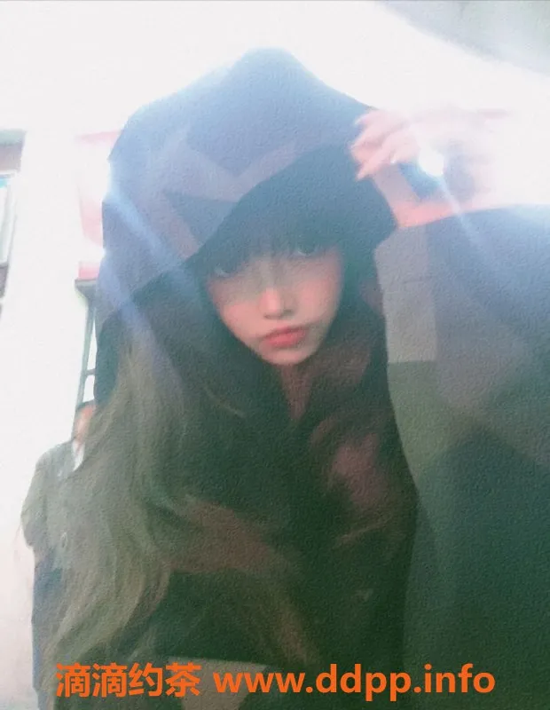 北京楼凤-成寿寺嫩妹小怪，内衣批发15Z起