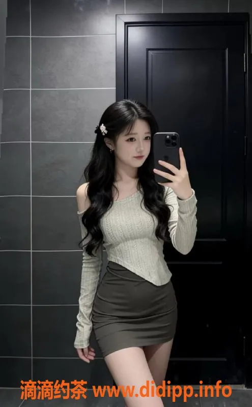 赣州楼凤-赣州章贡区芊芊，165cm B罩杯，700元畅享激情服务