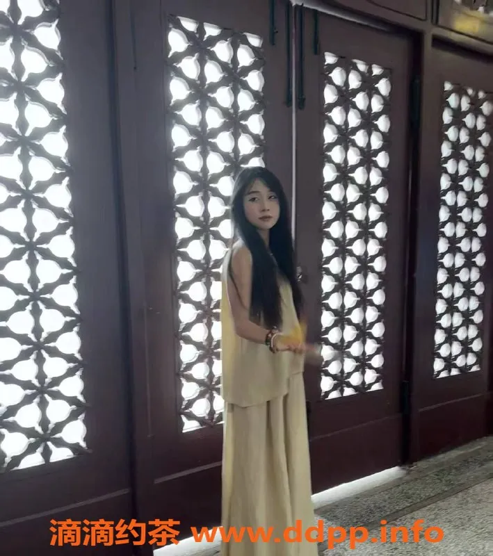 南京楼凤资源信息,南京大二女孩，1500P，短开服务等你来聊