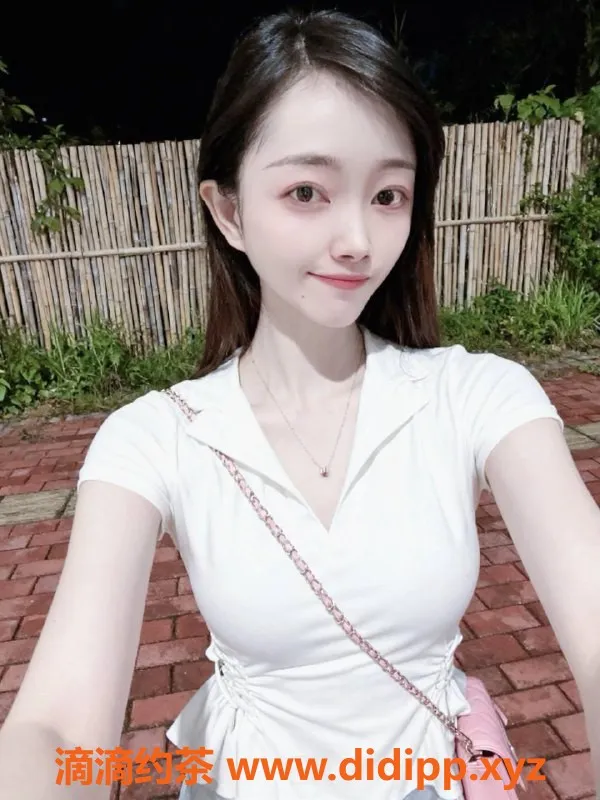 深圳楼凤-龙岗北北：163cm身材，胸围C，800元超值服务