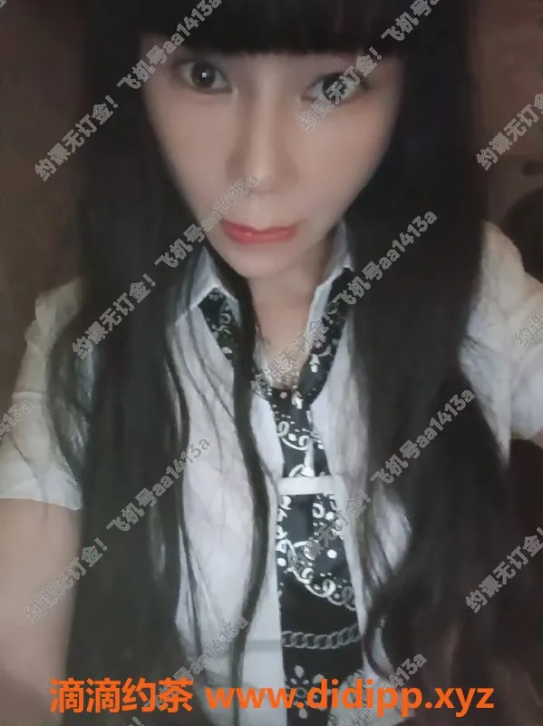 广州楼凤资源信息,禅城大骚货，400元专业鸳鸯浴服务