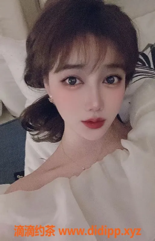 上海楼凤资源信息,林晓晓：江苏气质美女，身高168，45kg，专业摄影师