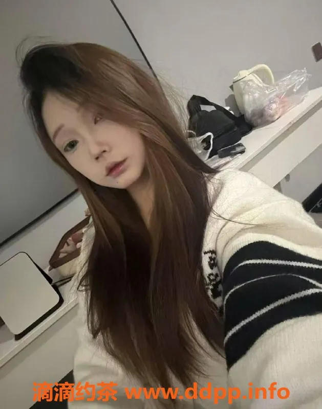 武汉楼凤-洪山区小珂珂，颜值与服务兼备的妹子