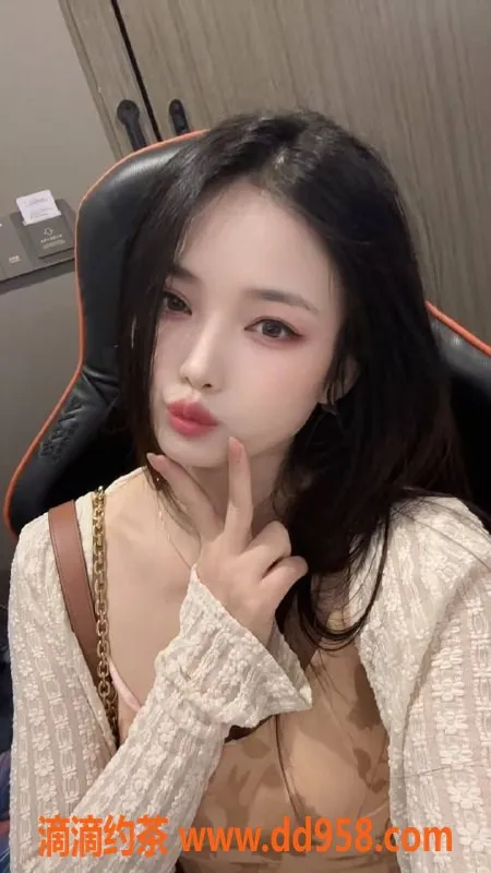 常州楼凤资源信息,常州楚楚，22岁163cm C罩杯，91斤起步