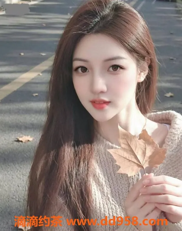 广州楼凤-天河戴妃，600元享鸳鸯浴与丝袜服务