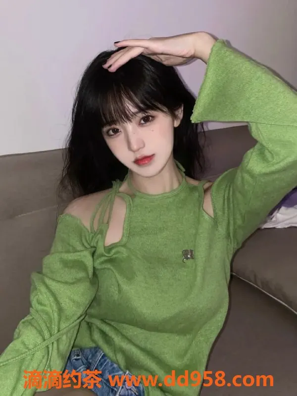 广州楼凤资源信息,天河嫩妹涵涵，8P鸳鸯浴大胸诱惑