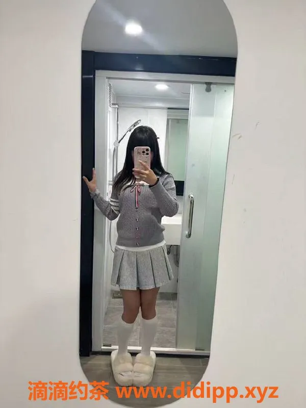 广州楼凤-番禺嫩妹圆圆，700水费，尽享微甜服务