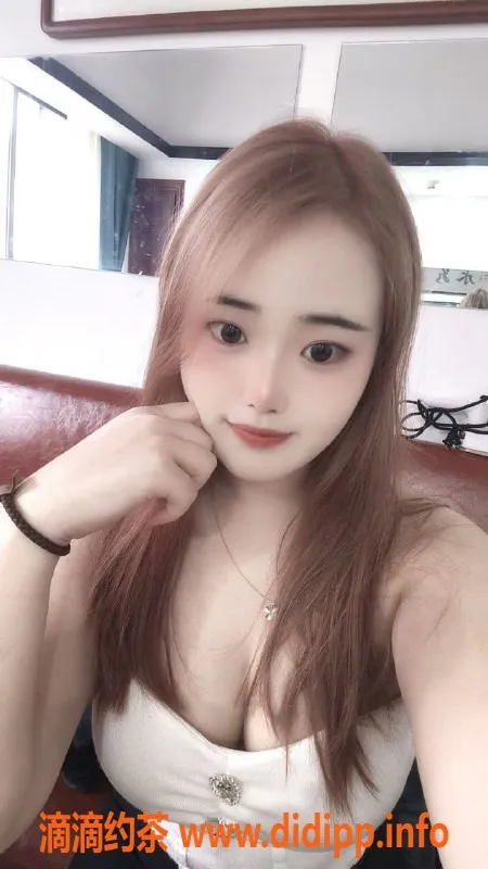 广州楼凤资源信息,白云嫩妹雨欣，500元带你开启极致体验