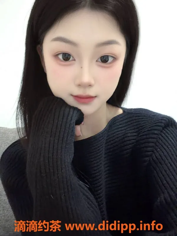 深圳楼凤-龙华琪琪，1000元体验鸳鸯浴和69服务