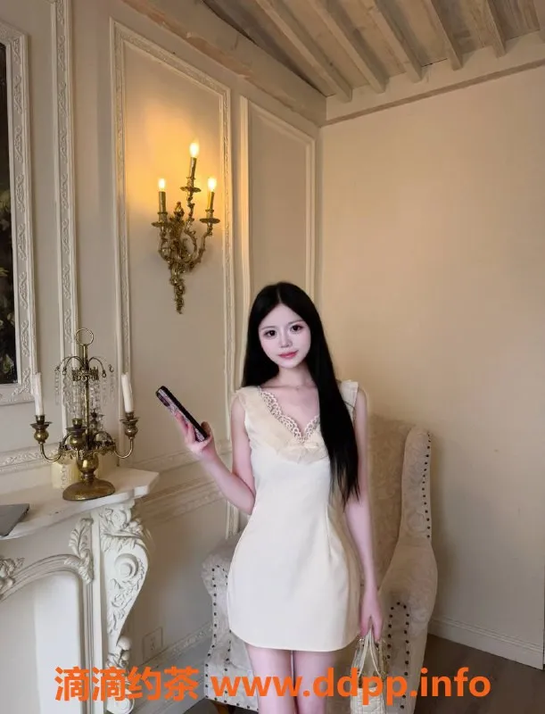 深圳楼凤-南山小念，1000元享鸳鸯浴与69服务