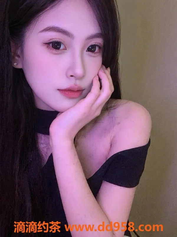 深圳楼凤-南山可乐，800元独享鸳鸯浴与69服务