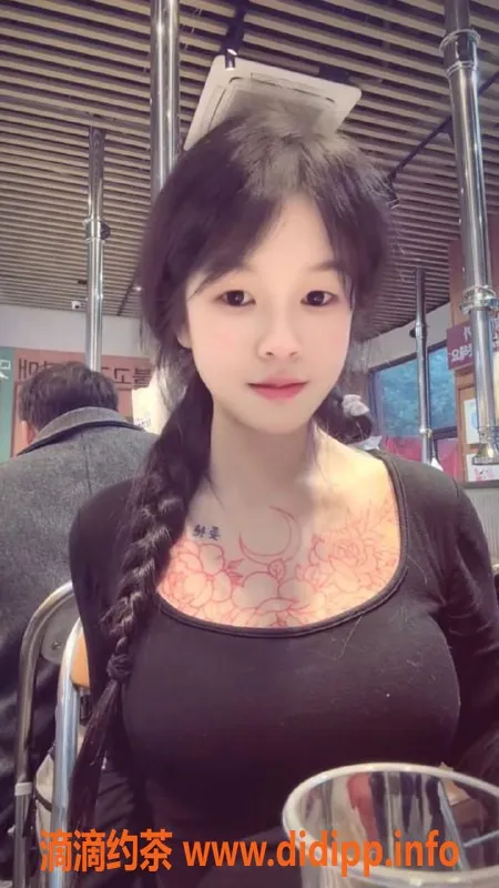 湛江楼凤-湛江19岁小佳，身高158cm，45斤，服务态度优