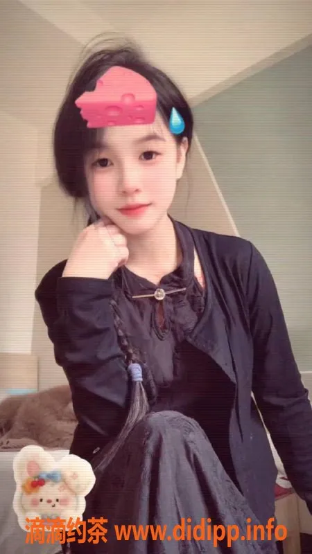 湛江楼凤-湛江19岁小佳，身高158cm，45斤，服务态度优