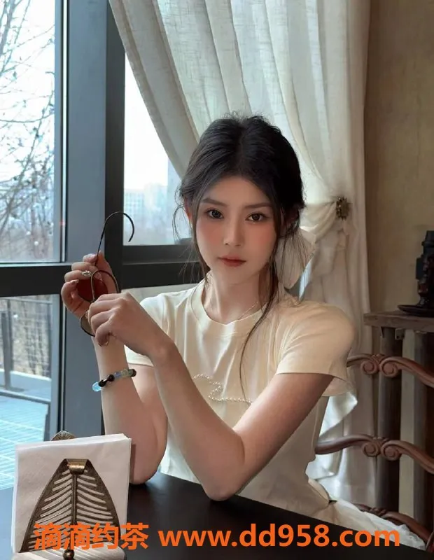 广州楼凤-广州白云26岁彤彤168元快餐，全套350元