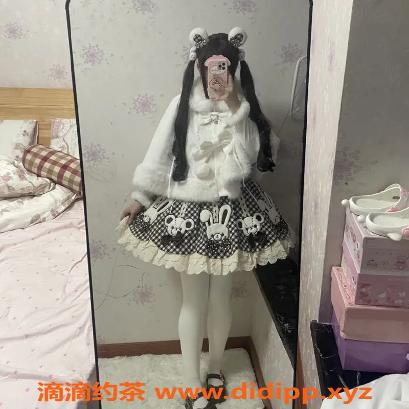 无锡楼凤-锡山区幼幼，微胖性感，陪浴口活服务