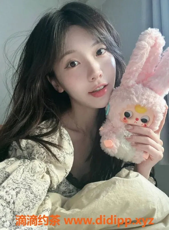 宁波楼凤-宁波小雪❄️，身高166，46kg，纯天然C罩杯服务