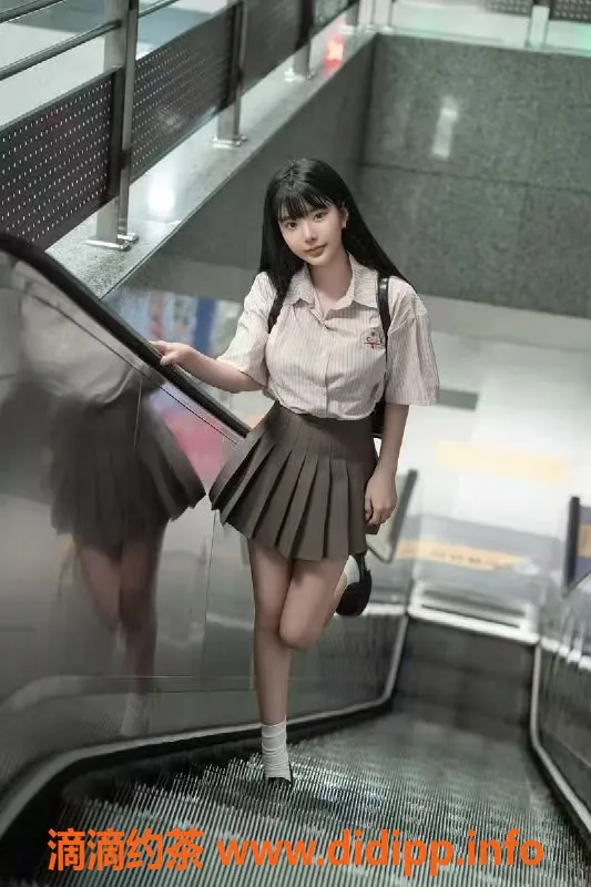 无锡楼凤-锡山区奶酷，165高颜值陪浴服务