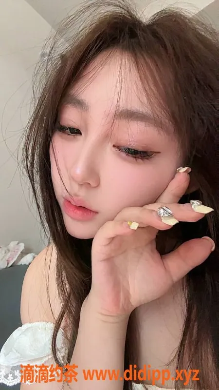 扬州楼凤-扬州小乖全套服务，专业又贴心