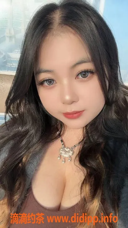 武汉楼凤-武昌大G菲菲，167cm，22岁，课费6p/10pp