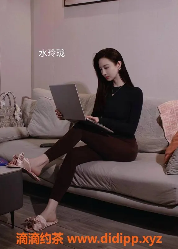 深圳楼凤-福田水玲珑，26岁171cm长腿美少女，1200p起