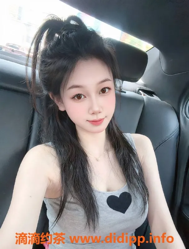 深圳楼凤-福田可可，1000元享鸳鸯浴与69服务