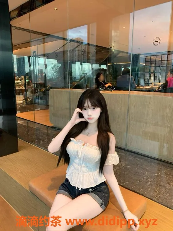 广州楼凤-白云皇妃，御姐大胸，5P鸳鸯浴服务