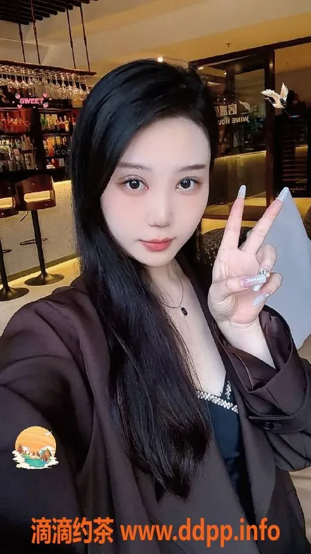 深圳楼凤资源信息,龙华思雨，900元享鸳鸯浴与69服务