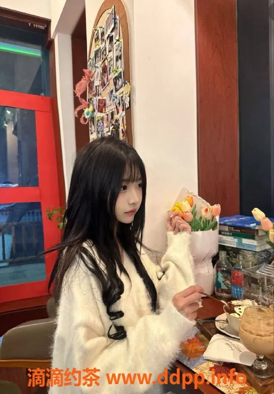 广州楼凤资源信息,天河小糯米，嫩妹舌吻服务，11P诱惑