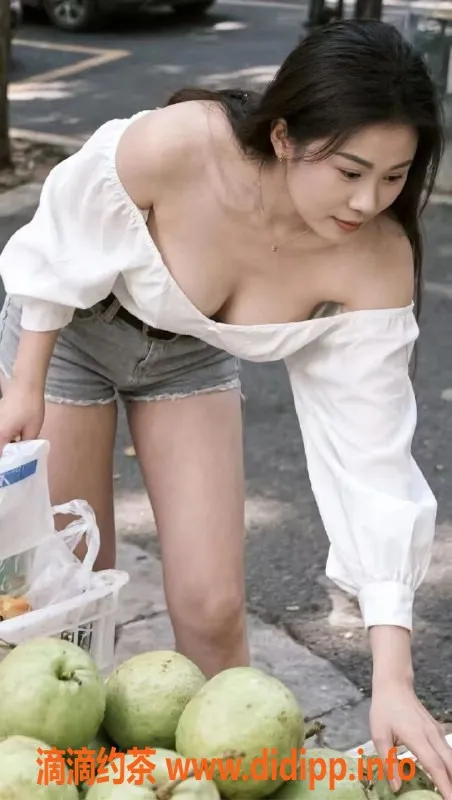 广州楼凤-天河御姐赵琳，水费1400p，来体验吧！