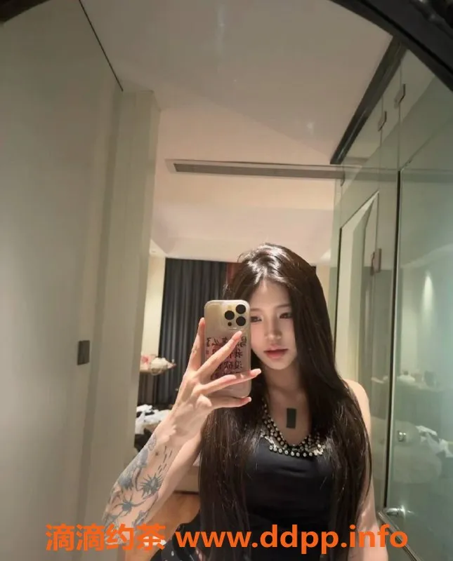 广州楼凤-天河嫩妹小七，15P享舌吻和鸳鸯浴