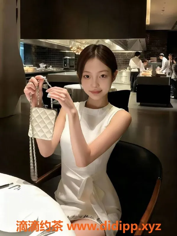 深圳楼凤资源信息,福田区嫩妹菲菲，800-1500元调情服务