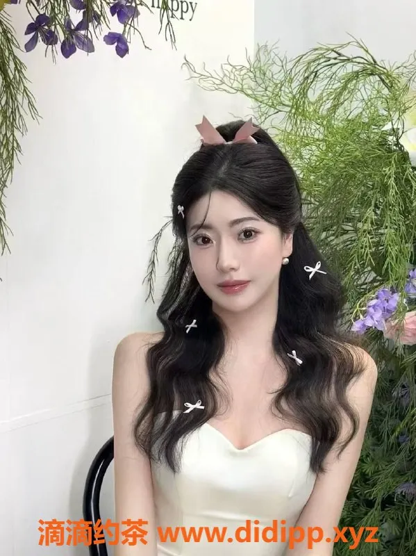 杭州楼凤资源信息,新加坡21岁清纯女友系小七，173cm水嫩可爱