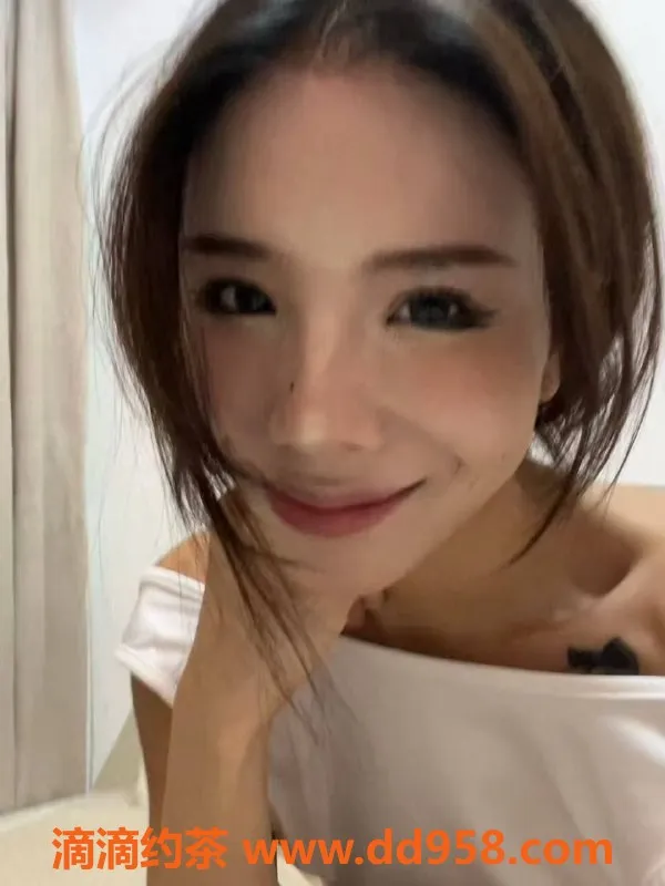 成都楼凤-御姐风格嫩妹Susanna，身材苗条服务优质