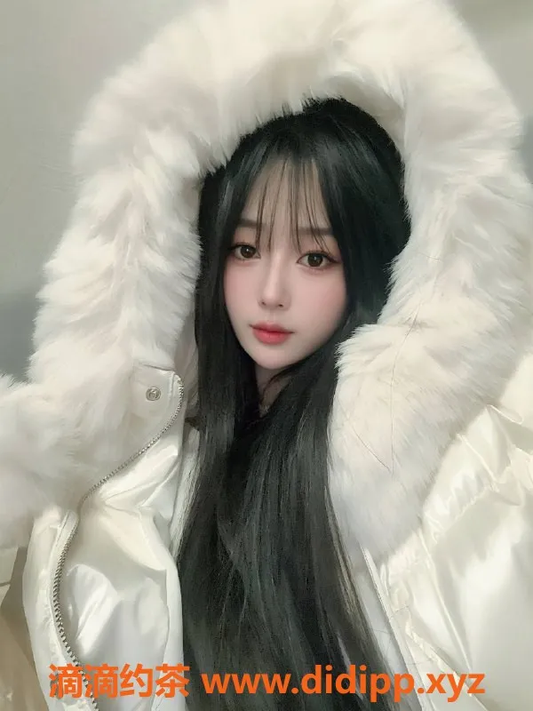 深圳楼凤-福田甜甜，1088元享鸳鸯浴与69服务