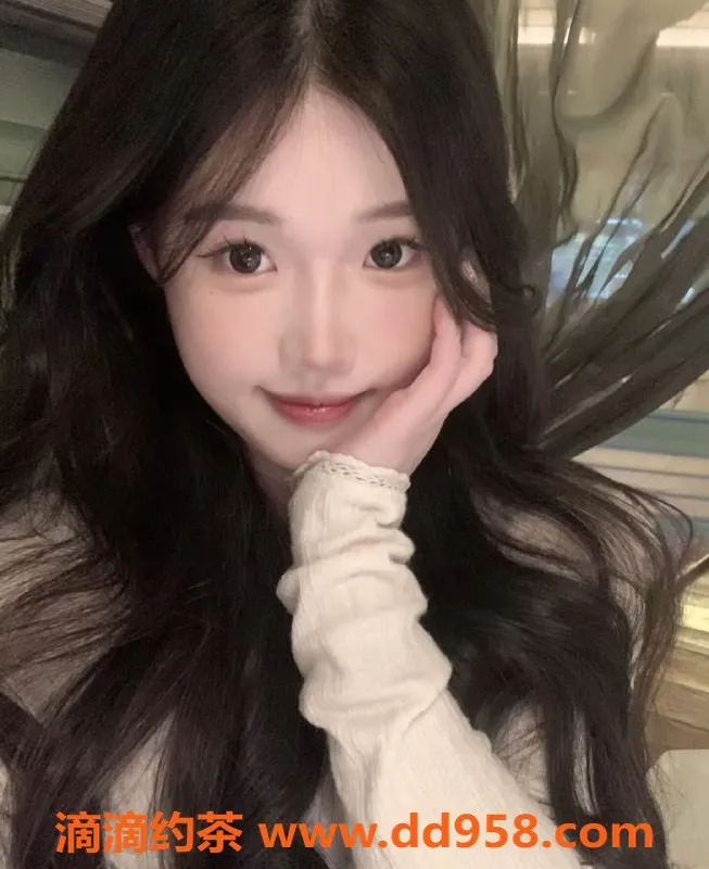 无锡楼凤-梁溪区高颜值天菜陪浴，皮肤白皙