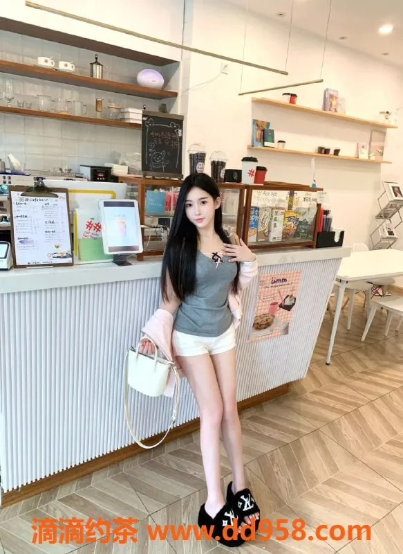 无锡楼凤-梁溪区甜心，165cm/43kg，陪浴高颜值服务