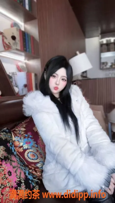 乌鲁木齐楼凤-维吾尔族纯御天花板165，气质出众学生妹