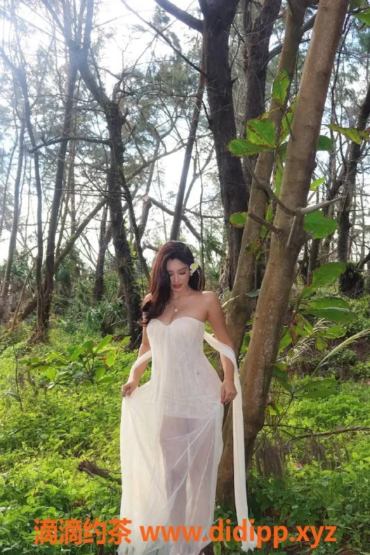 乌鲁木齐楼凤-中俄混血美女，175cm高挑身材，服务超赞！