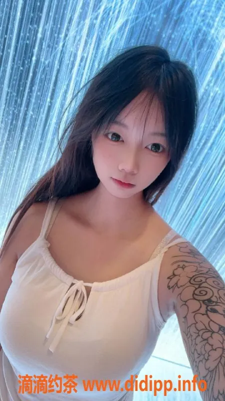 深圳楼凤资源信息,坂田嫩妹林夏，800P起，舌吻制服诱惑