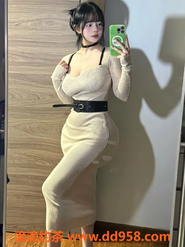 广州楼凤-天河区蜜桃，BBW特色服务，800元起