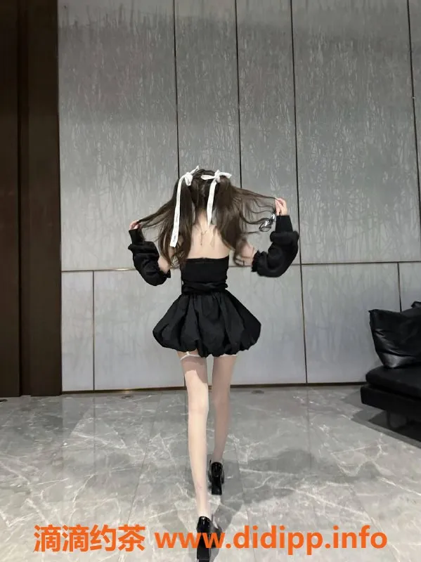 深圳楼凤-深圳苏苏，800元嫩妹，制服魅惑体验